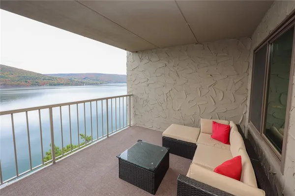 $234,900 | 105 Cliffside Drive, South Bristol, NY 14424