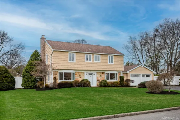 $850,000 | 9 Bowen Place, Stony Brook, NY 11790
