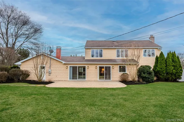 $850,000 | 9 Bowen Place, Stony Brook, NY 11790