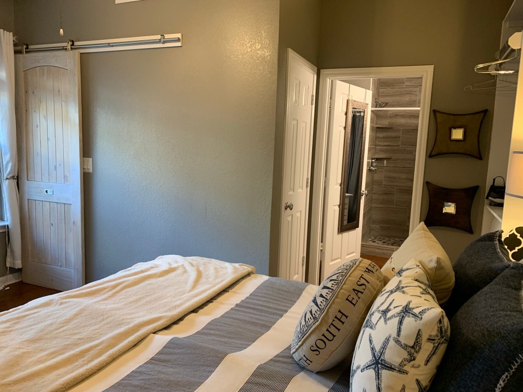 3404 American Drive, Unit 3210 Lago Vista, TX 78645 - Photo 16 of 34