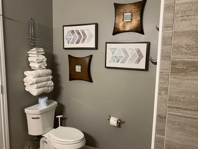 $1,890 | 3404 American Drive, Unit 3210, Lago Vista, TX 78645