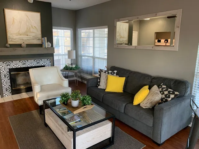 $1,890 | 3404 American Drive, Unit 3210, Lago Vista, TX 78645