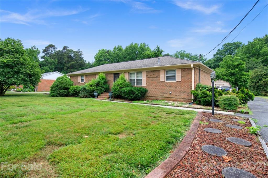 6008 Potter Road, Unit 7 Matthews, NC 28104 - Photo 2 of 27 Gallery Image 2