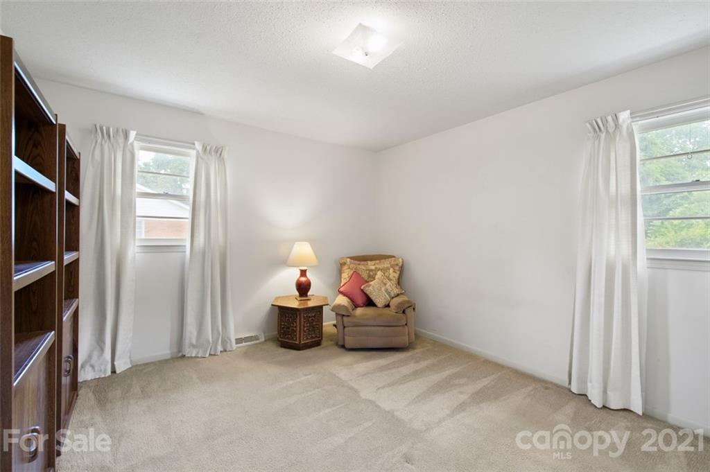 6008 Potter Road, Unit 7 Matthews, NC 28104 - Photo 16 of 27 Gallery Image 16