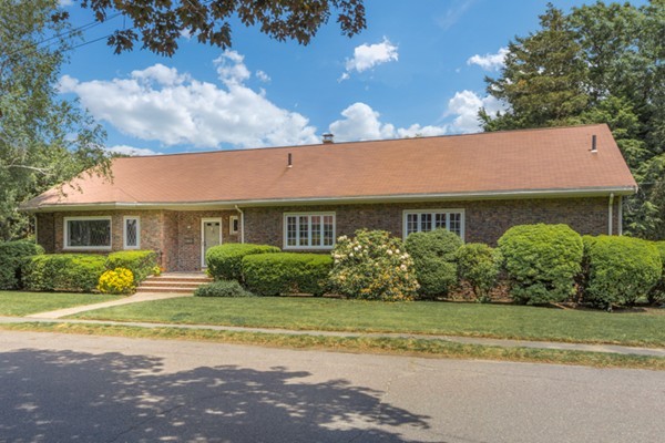 2 Sheldon Road Marblehead, MA 01945 - Photo 1 of 30