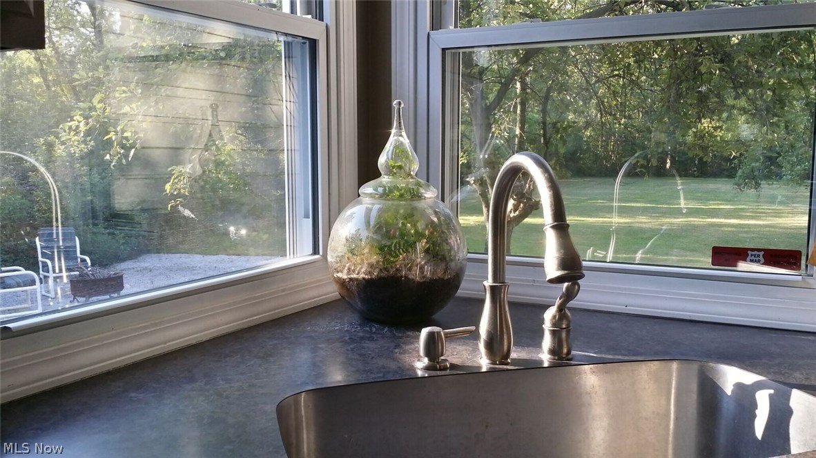 6532 Highland Road Cleveland, OH 44143 - Photo 12 of 33 Gallery Image 12