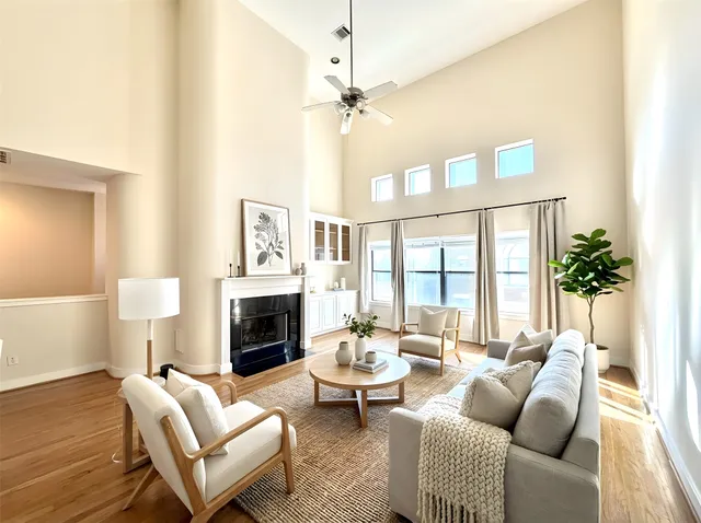 $2,400 | 8638 Meadowcroft Drive, Houston, TX 77063