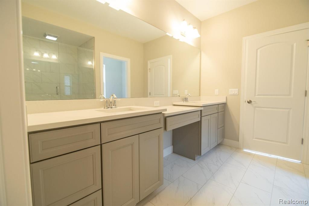 5479 Woodfall Road Clarkston, MI 48348 - Photo 30 of 31
