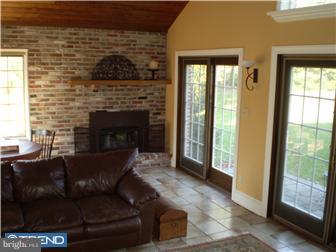 3 Lake Road Thornton, PA 19373 - Photo 4 of 12 Great Room