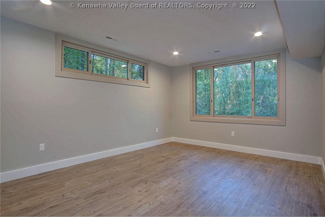 1591 Connell Road Charleston, WV 25314 - Photo 27 of 50 Gallery Image 27