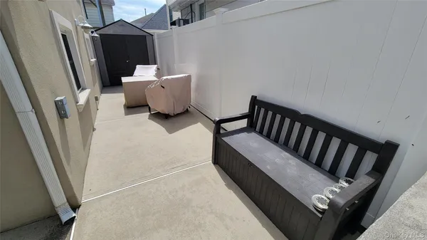 $2,650 | 85 Mohawk Avenue, Unit GARDEN, East Atlantic Beach, NY 11561