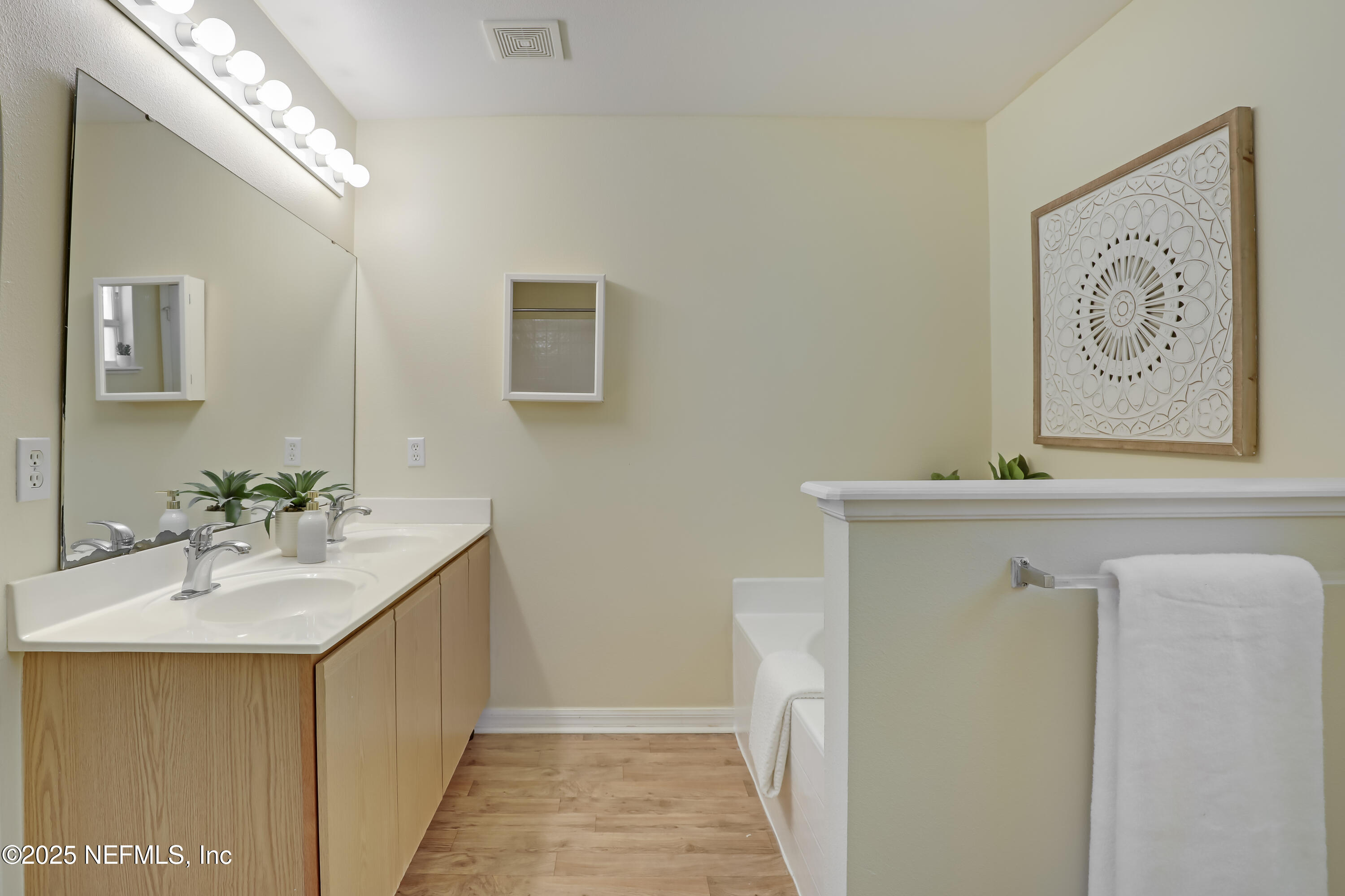 12269 Hickory Forest Road Jacksonville, FL 32226 - Photo 17 of 43 16 Master Bathroom