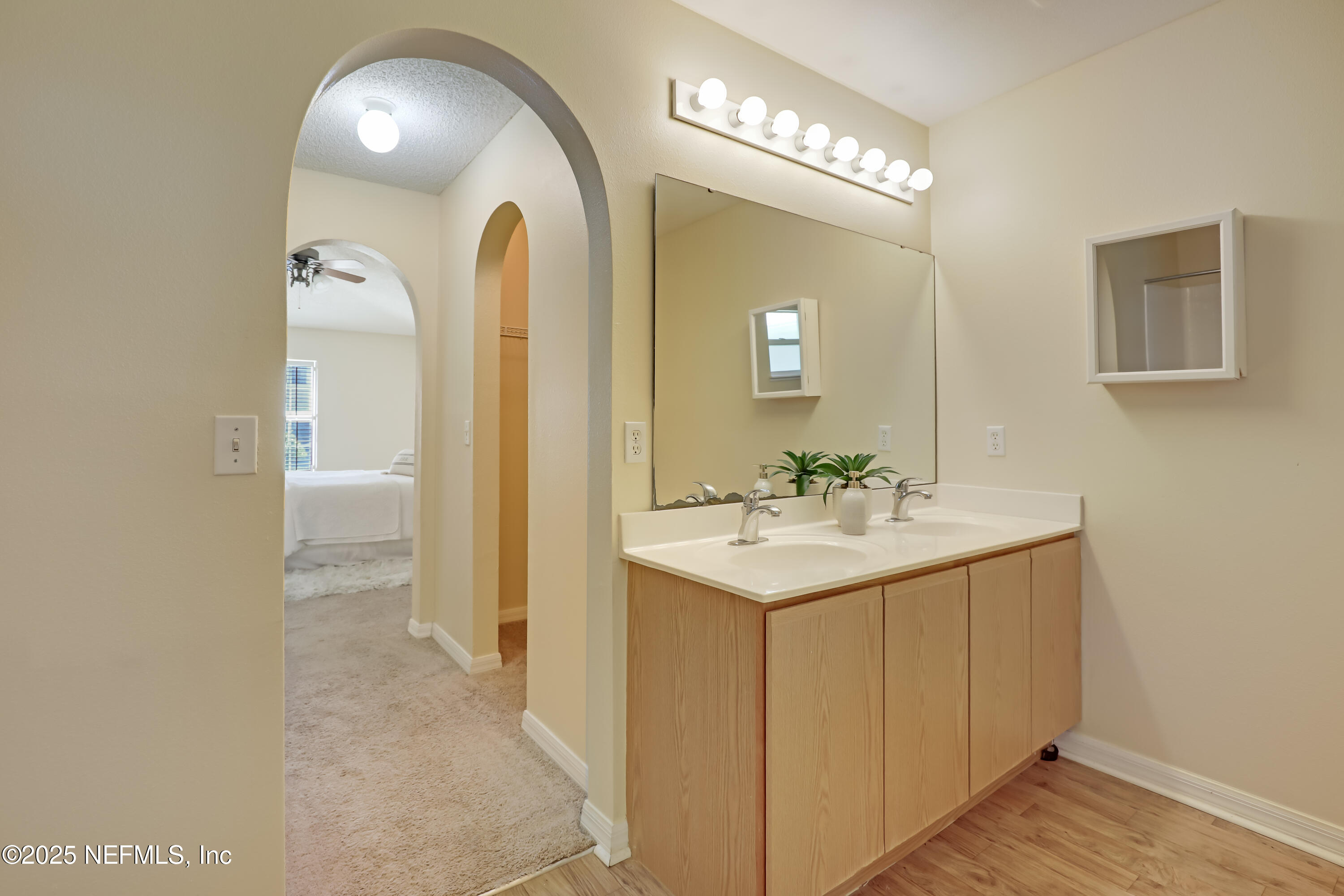 12269 Hickory Forest Road Jacksonville, FL 32226 - Photo 20 of 43 19 Master Bathroom