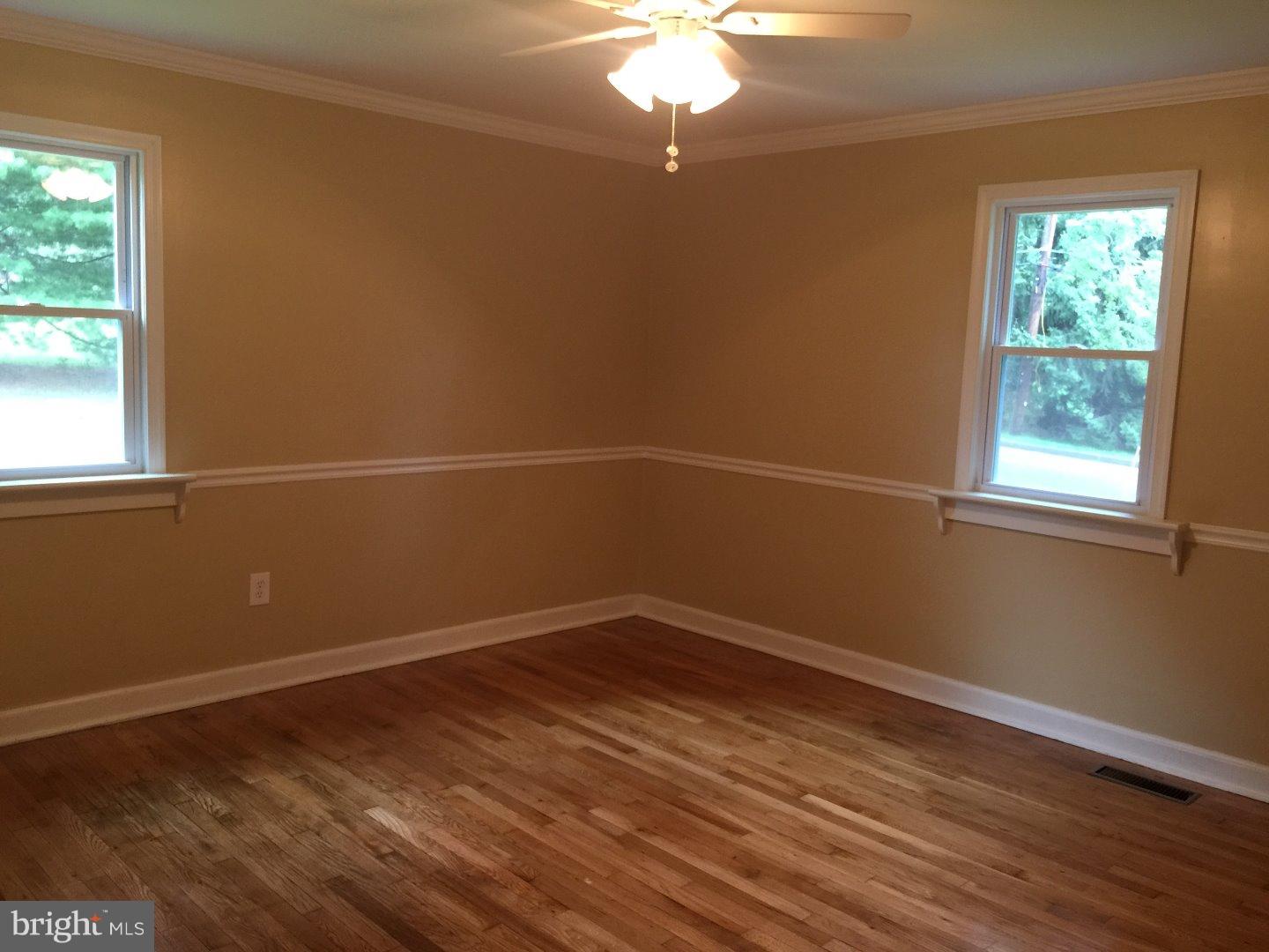1370 Eddowes Road Warminster, PA 18974 - Photo 18 of 25 Gallery Image 18