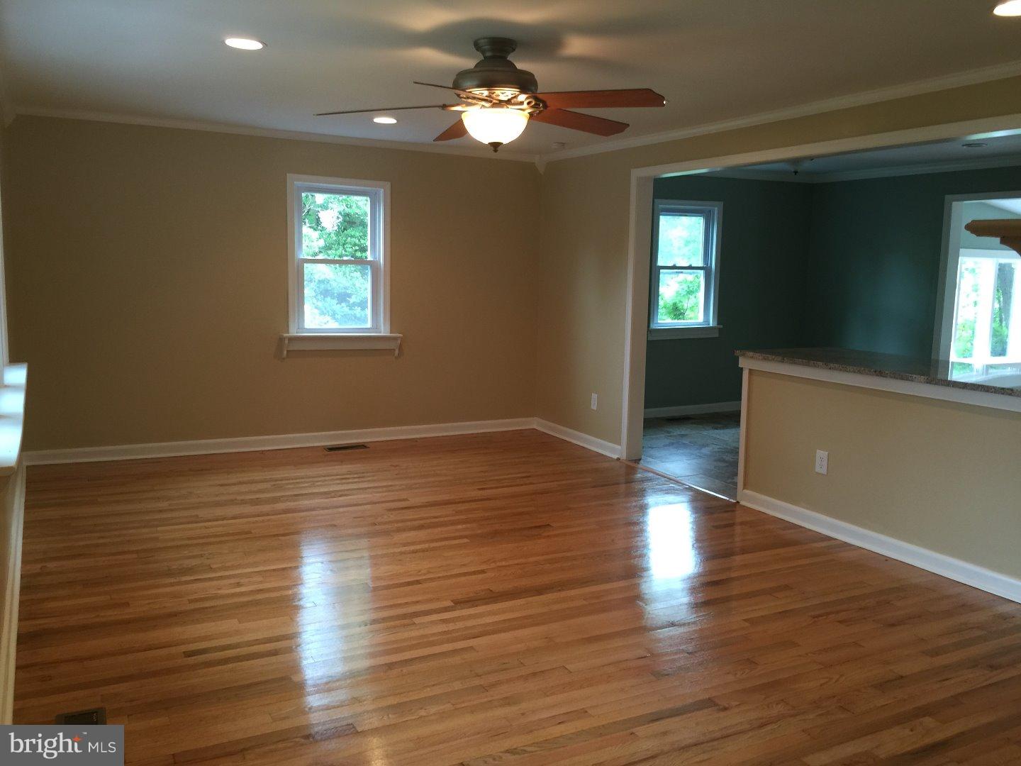 1370 Eddowes Road Warminster, PA 18974 - Photo 8 of 25 Gallery Image 8