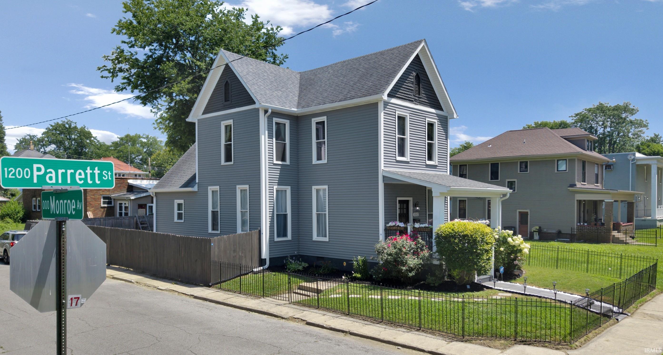 1312 Parrett Street Evansville, IN 47713 - Photo 4 of 45