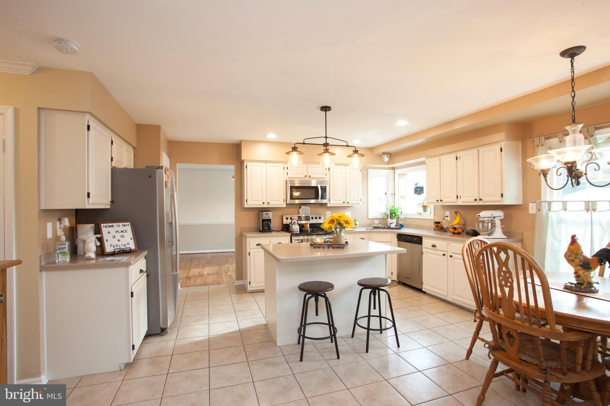 137 Sullivan Road Westminster, MD 21157 - Photo 3 of 57 Gallery Image 3