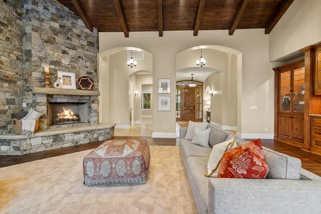 $3,750,000 | 12750 MacDonald Drive, Ojai, CA 93023