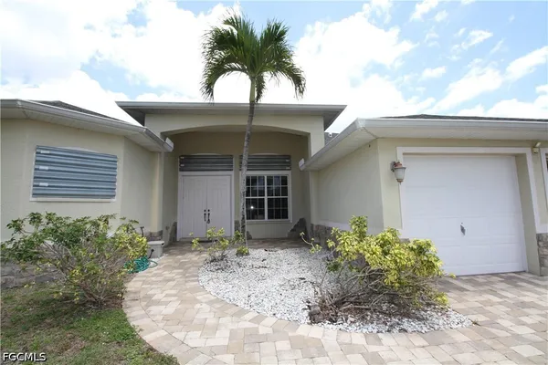 $525,000 | 4213 Southwest 14th Place, Cape Coral, FL 33914