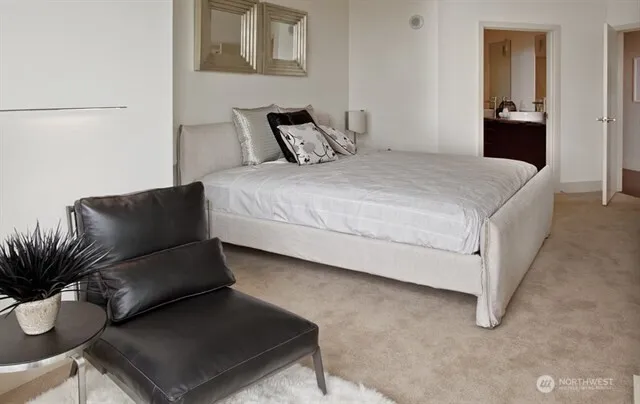 $5,500 | 737 Olive Way, Unit 2905, Seattle, WA 98101