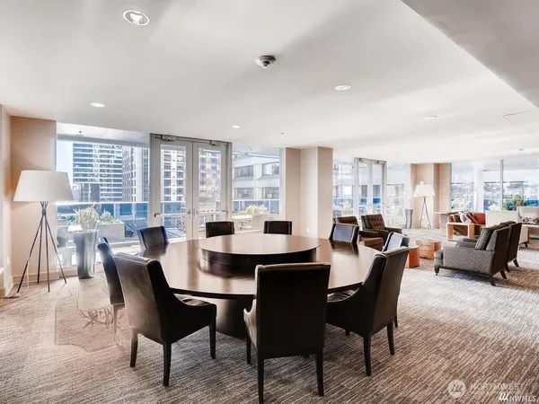 $5,500 | 737 Olive Way, Unit 2905, Seattle, WA 98101