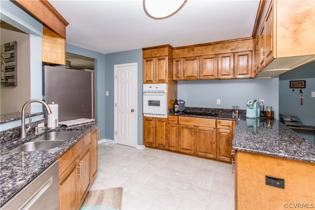 18456 Loving Union Road Disputanta, VA 23842 - Photo 12 of 40 Gallery Image 12