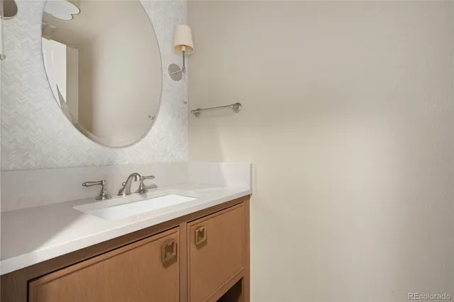 $1,725,000 | 5586 East Mineral Lane, Centennial, CO 80122