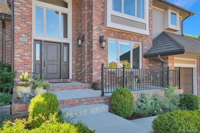 $1,725,000 | 5586 East Mineral Lane, Centennial, CO 80122