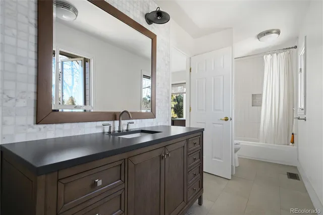 $1,725,000 | 5586 East Mineral Lane, Centennial, CO 80122