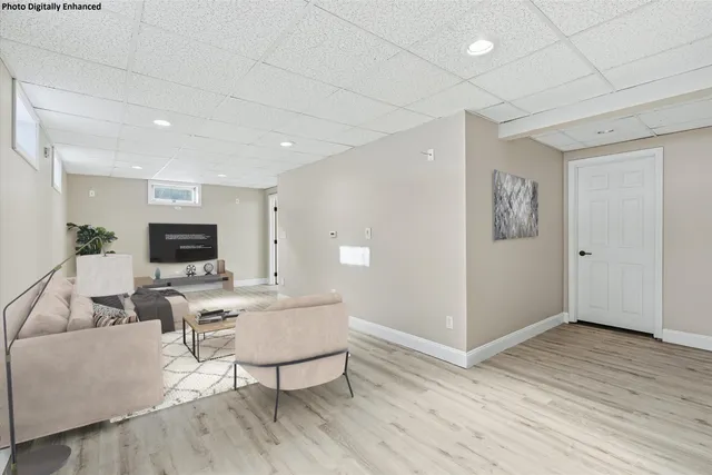 $700,000 | 34 Hitching Post Lane, Bedford, NH 03110