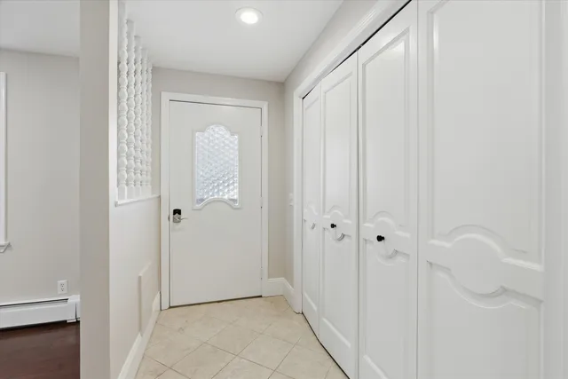 $700,000 | 34 Hitching Post Lane, Bedford, NH 03110