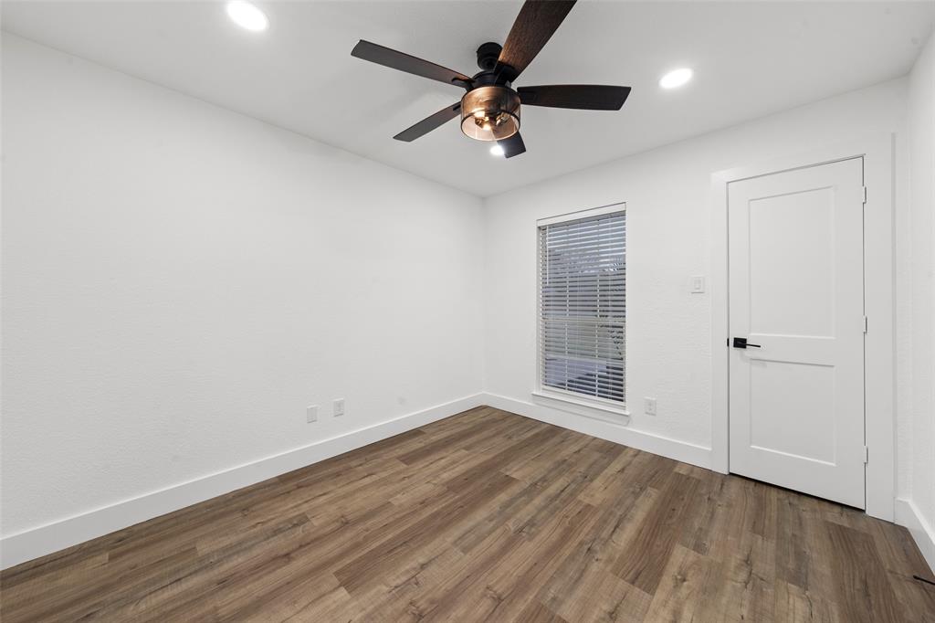 417 East Spring Valley Road Hewitt, TX 76643 - Photo 7 of 22