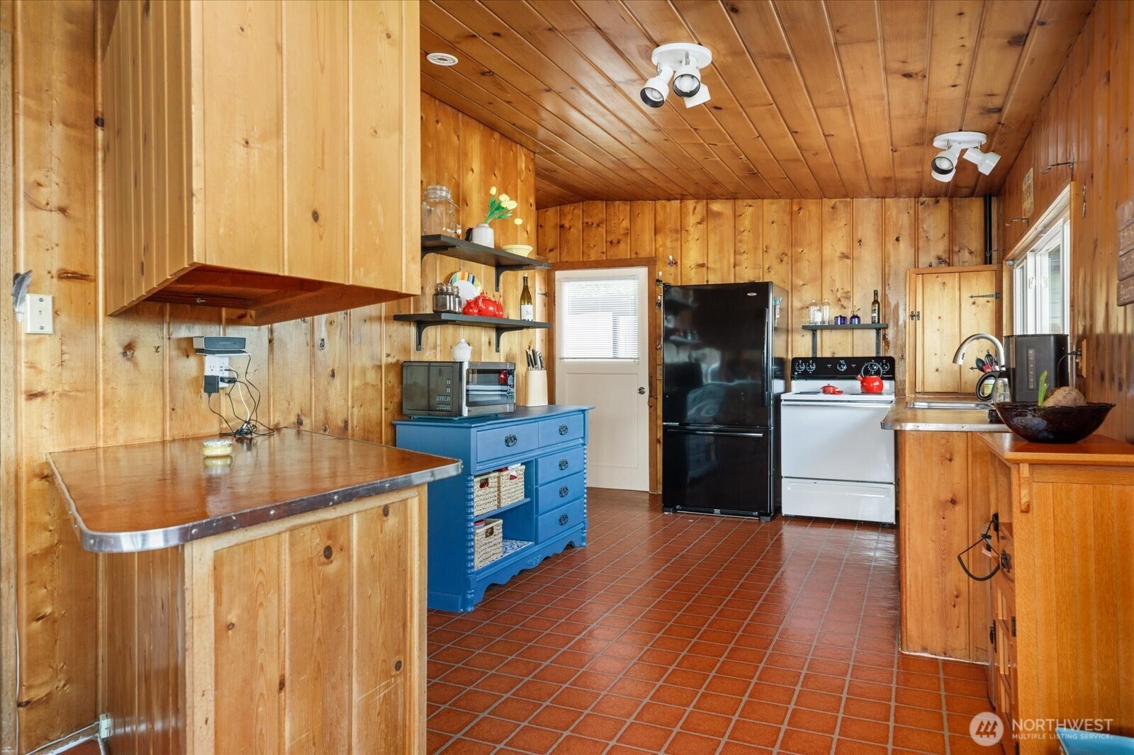 3130 Green Road Oak Harbor, WA 98277 - Photo 17 of 38