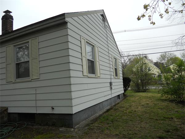 160 Dalton Road Chelmsford, MA 01824 - Photo 8 of 27 Gallery Image 8