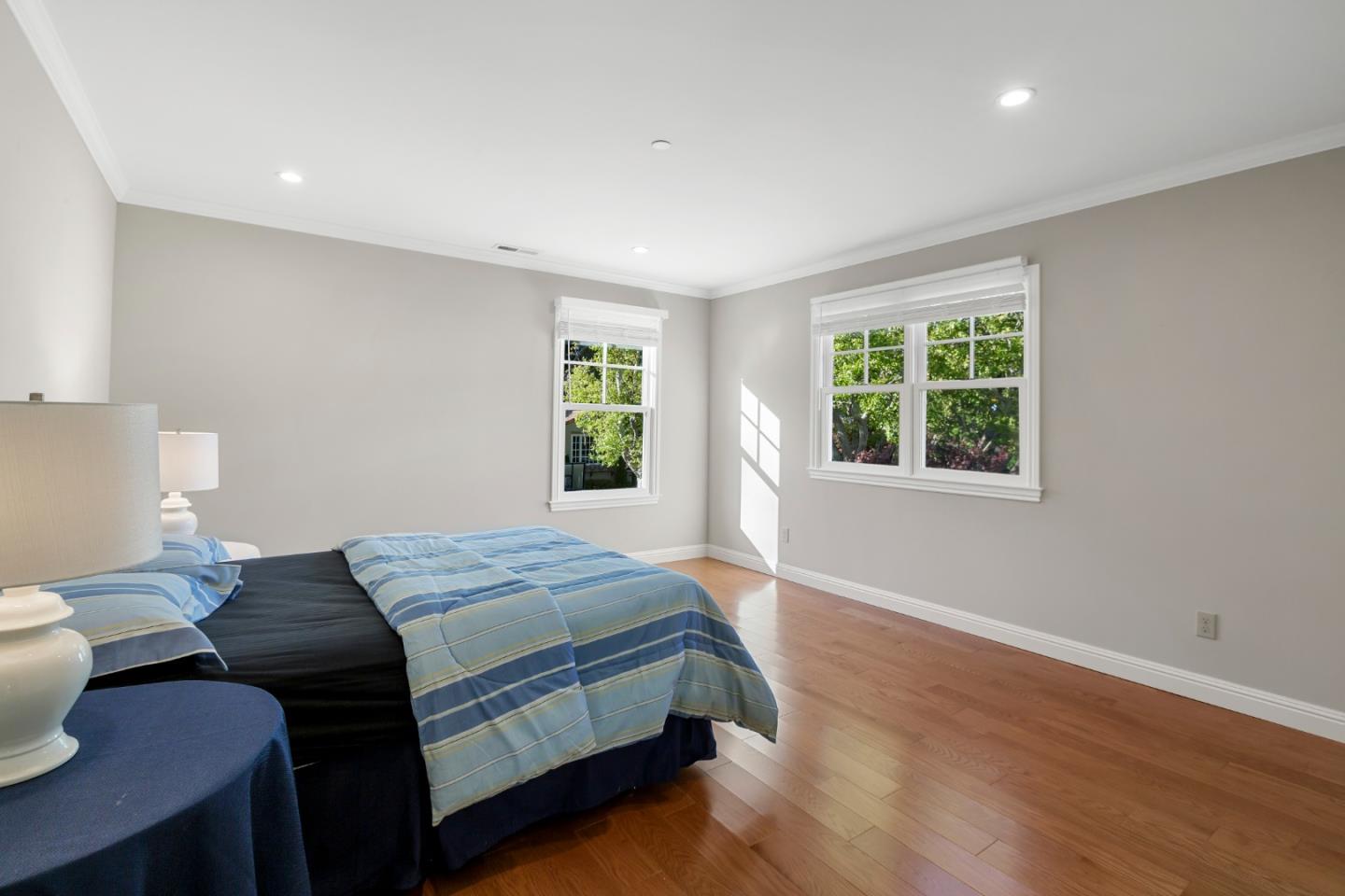 1001 Harvard Road San Mateo, CA 94402 - Photo 33 of 54 a bedroom with a bed and a window