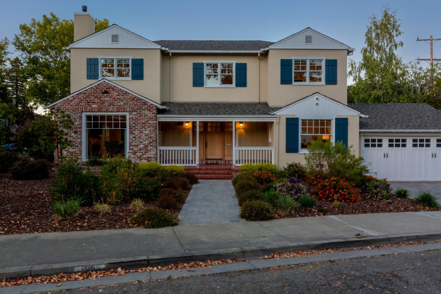 1001 Harvard Road San Mateo, CA 94402 - Photo 46 of 54 front view of a house with a yard