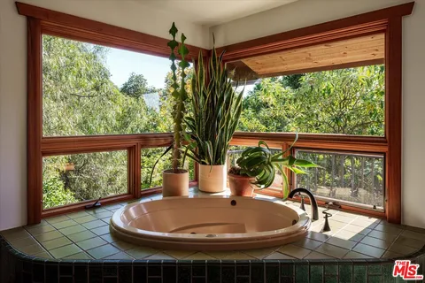 $3,490,000 | 4440 Grand Avenue, Ojai, CA 93023