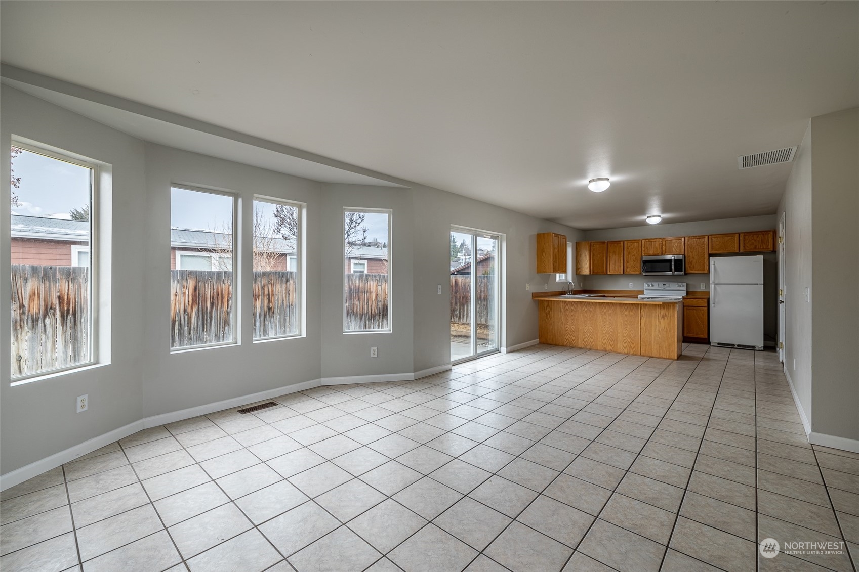 1916 Northwood Road Wenatchee, WA 98801 - Photo 12 of 22 Gallery Image 12
