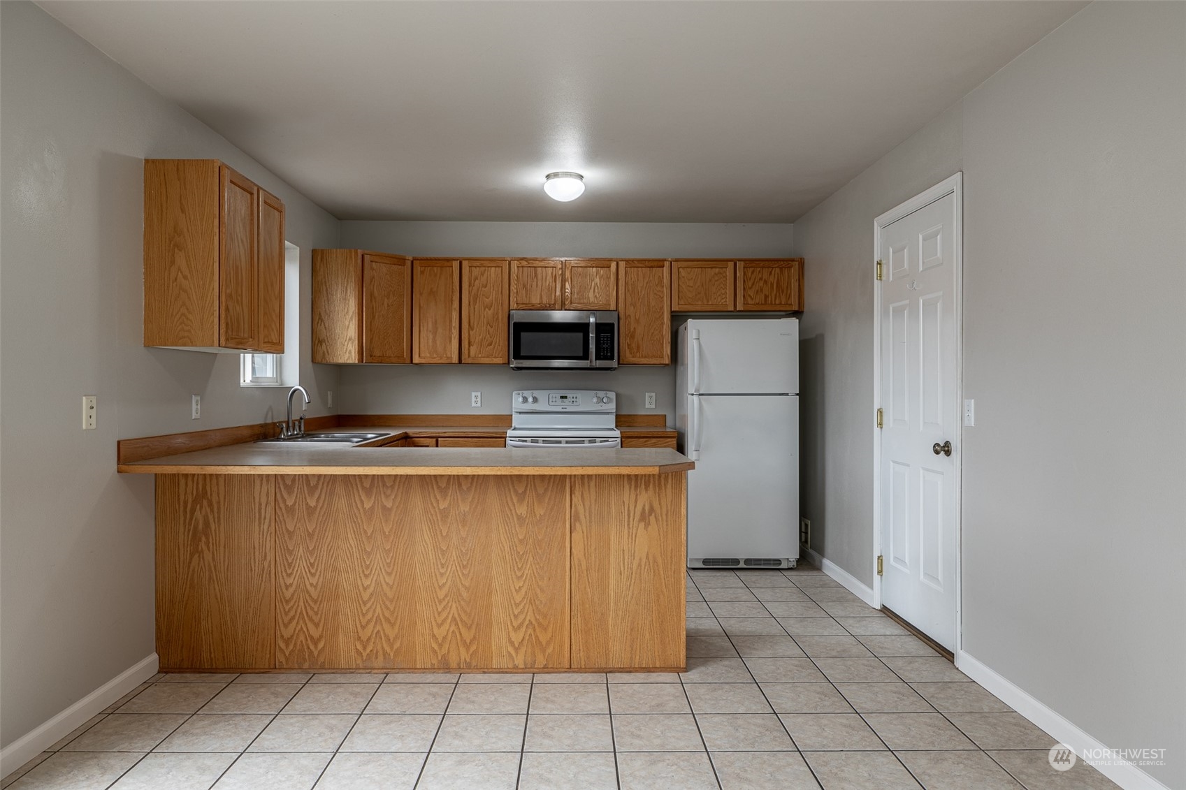 1916 Northwood Road Wenatchee, WA 98801 - Photo 8 of 22 Gallery Image 8