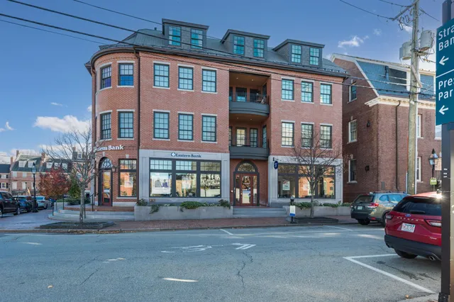 $3,950,000 | 137 Daniel Street, Unit D302, Portsmouth, NH 03801