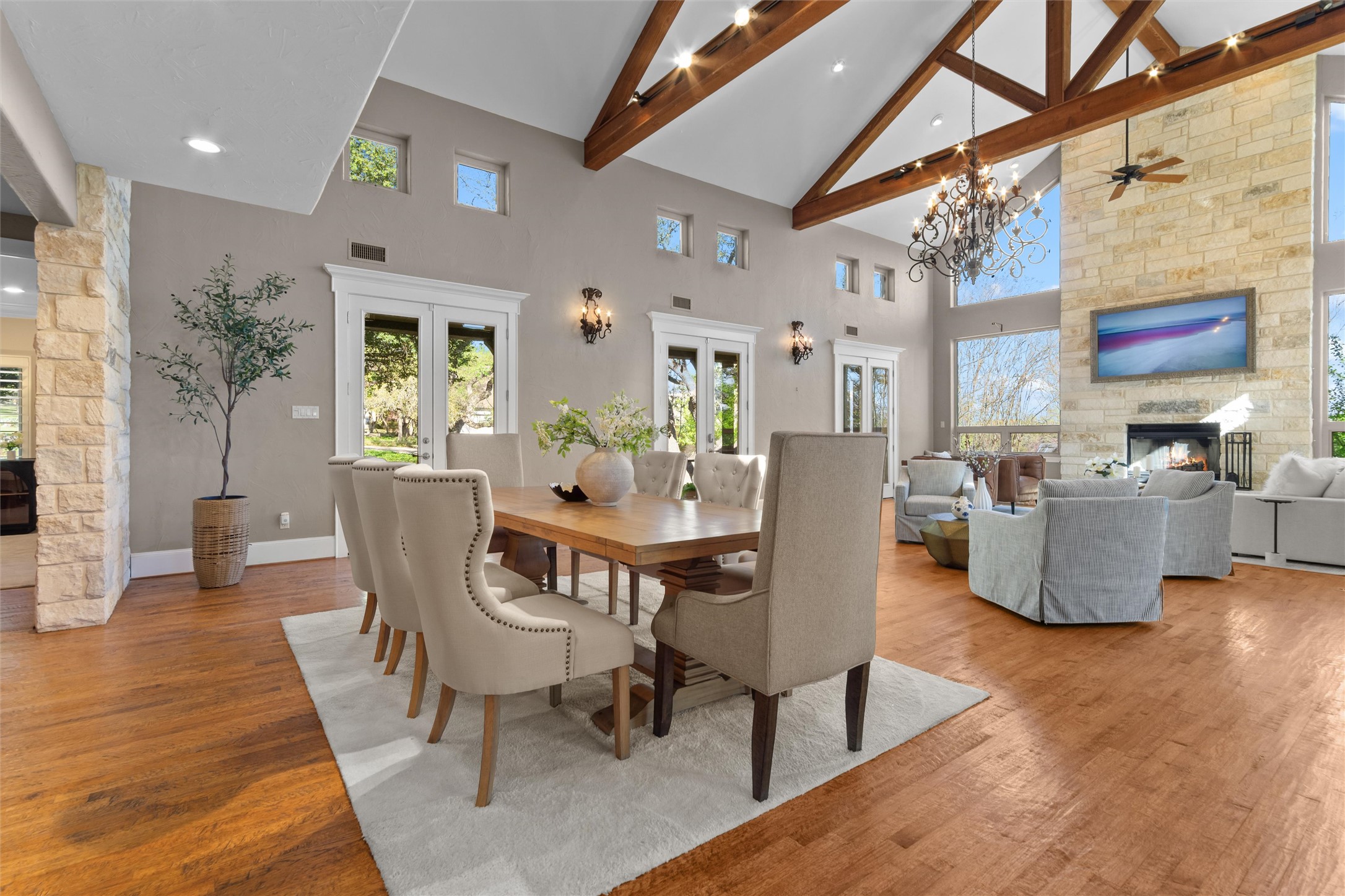 913 South Ridge Road Salado, TX 76571 - Photo 6 of 40 Beamed ceilings, wood burning place.