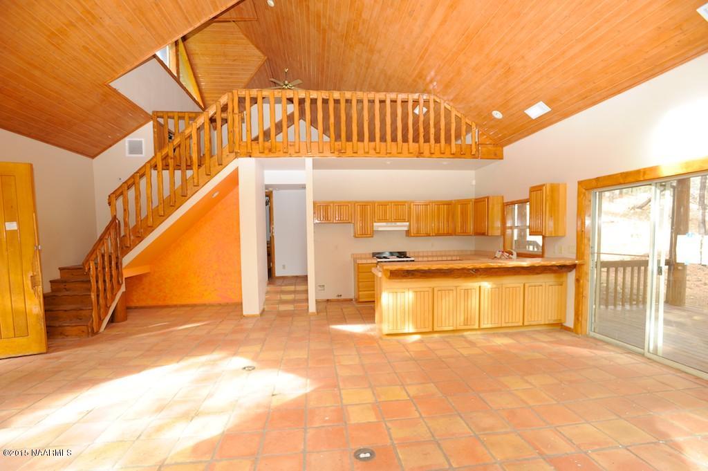 1099 Homestead Road Flagstaff, AZ 86005 - Photo 7 of 35 Great Room C