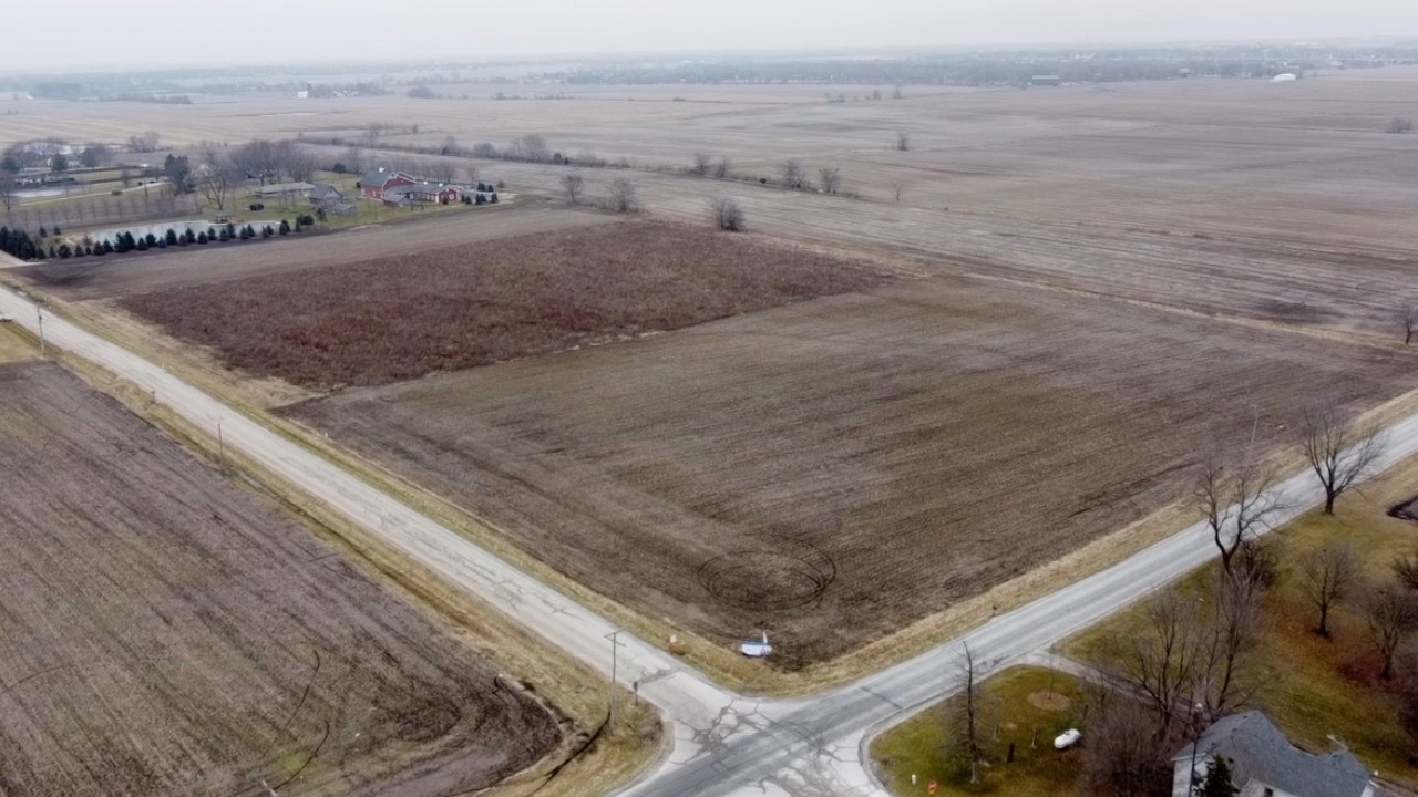 24671 South Kankakee Street Manhattan, IL 60442 - Photo 2 of 10 Gallery Image 2
