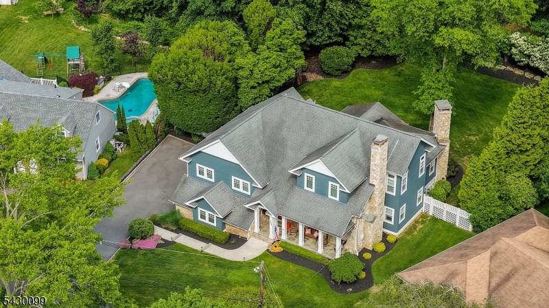 244 Pembrook Road Mountainside, NJ 07092 - Photo 5 of 50
