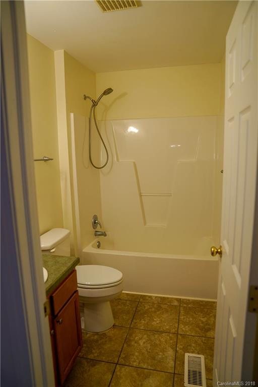 215 Roberts Road Blacksburg, SC 29702 - Photo 12 of 18