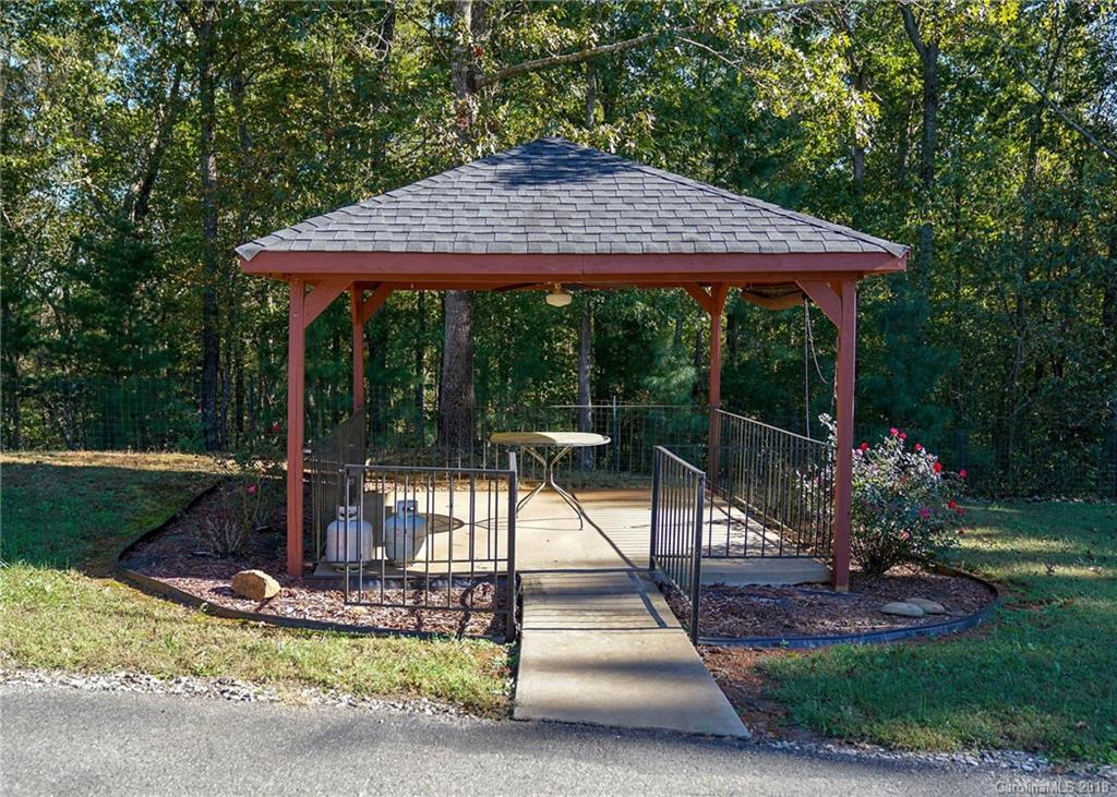 215 Roberts Road Blacksburg, SC 29702 - Photo 15 of 18