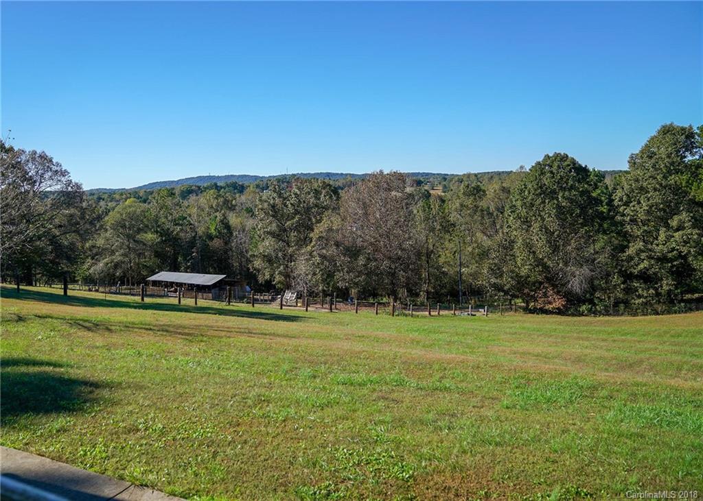 215 Roberts Road Blacksburg, SC 29702 - Photo 16 of 18