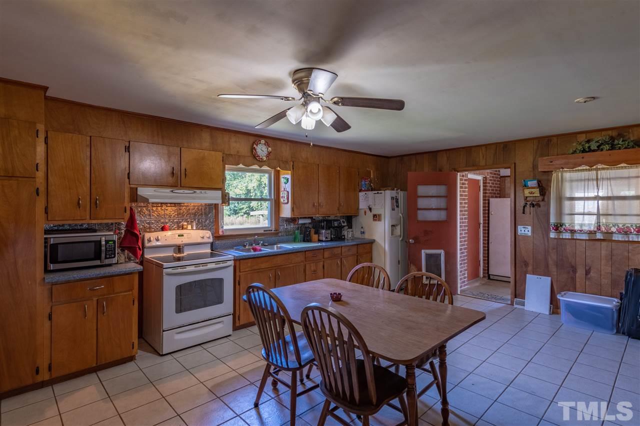 900 Clay Road Skipwith, VA 23968 - Photo 8 of 24