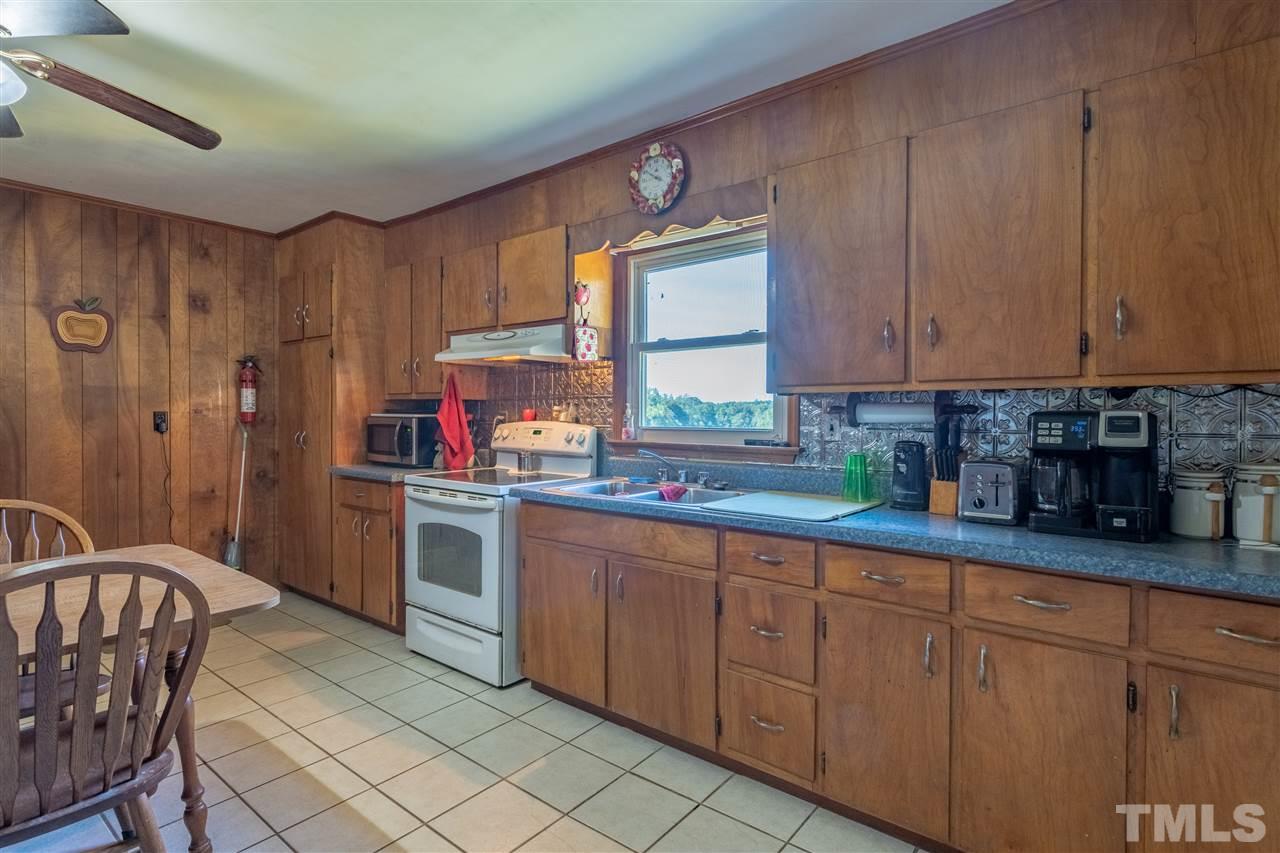 900 Clay Road Skipwith, VA 23968 - Photo 9 of 24