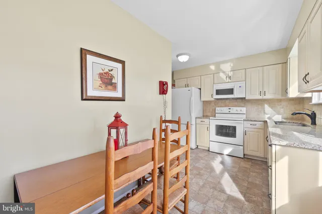 $499,000 | 37711 East Pond Circle, Selbyville, DE 19975